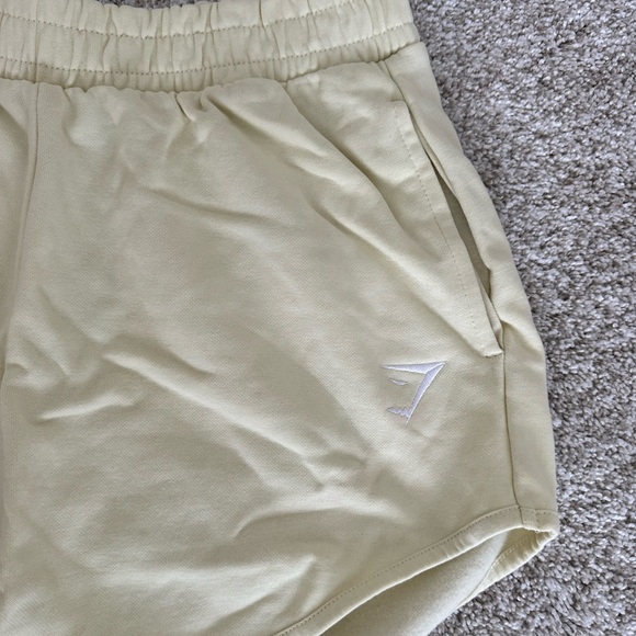 Gymshark sweat shorts - Picture 2 of 4